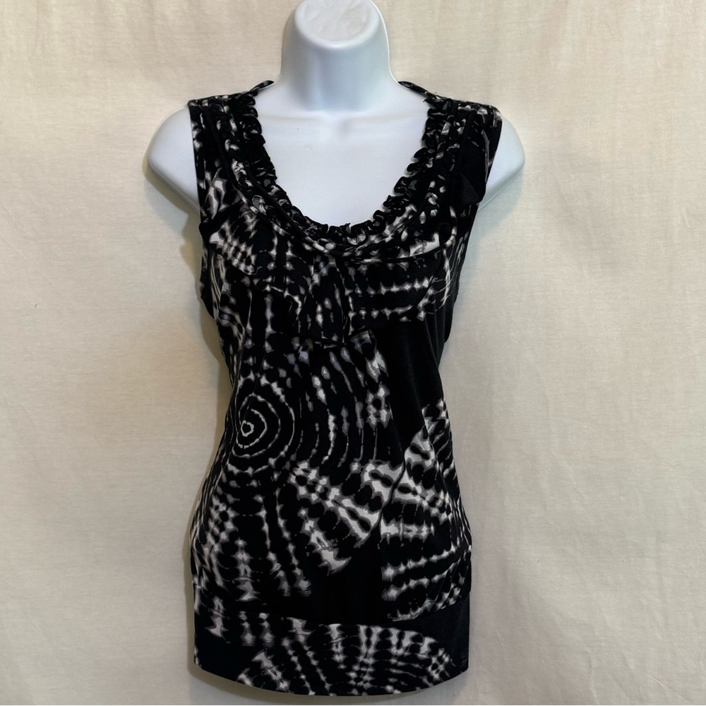C-61 Cato Black White & Gray Tie Dye Ruffle Sleeveless Blouse Size‎ M